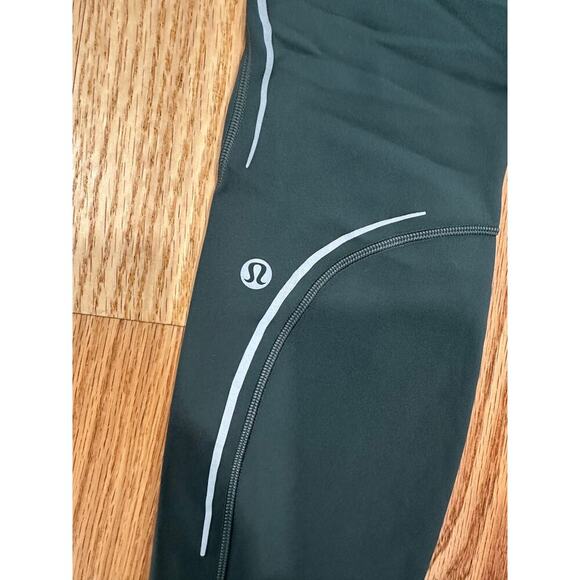 Lululemon Base Pace High Rise Reflective Tights Size 4 - Picture 6 of 7